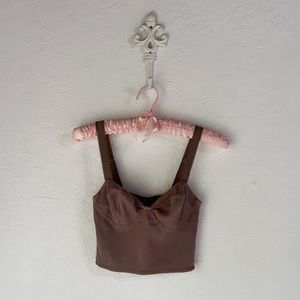 Skims Picot Cropped Cami in Umber